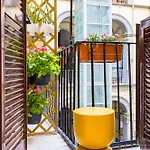 Borgo Vergini 4* 나폴리