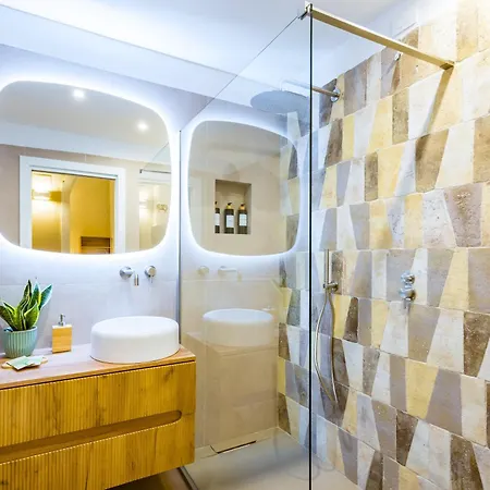 Borgo Vergini 4*